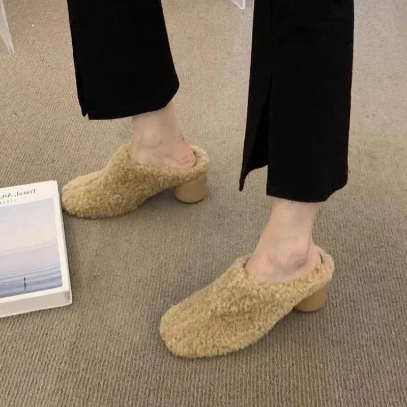 Fashion Women's Shoes 2024 High Quality Baotou Women's Slippers Fashion Short Plush Daily Slippers Women Hot Sale Solid Heels Women