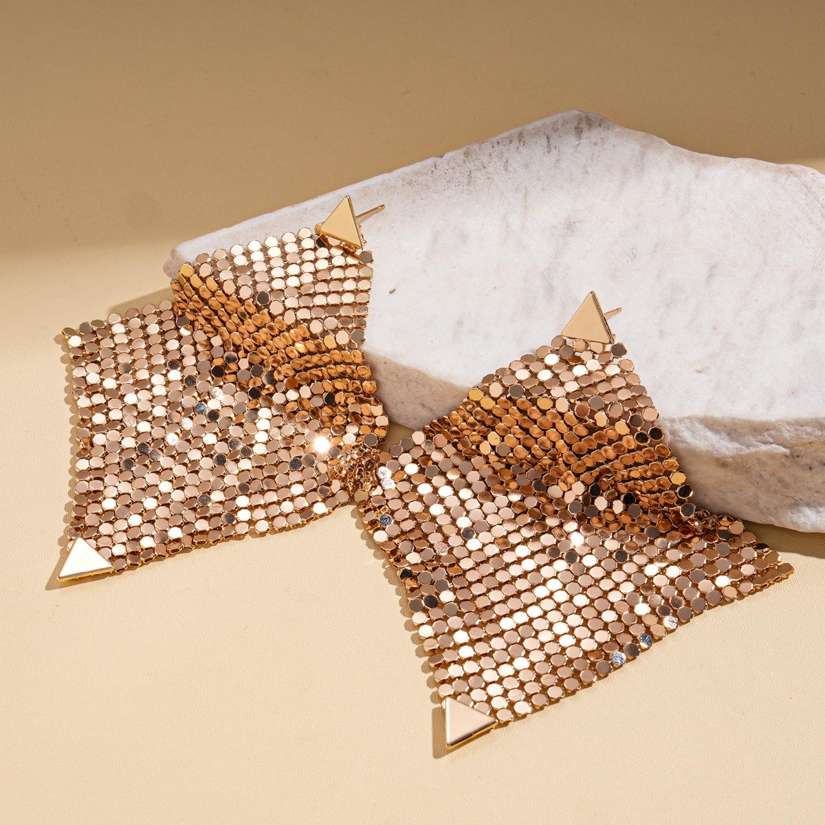 Личность преувеличенное металлическое ощущение геометрический ромб серебряная игла серьги уникальные серьги