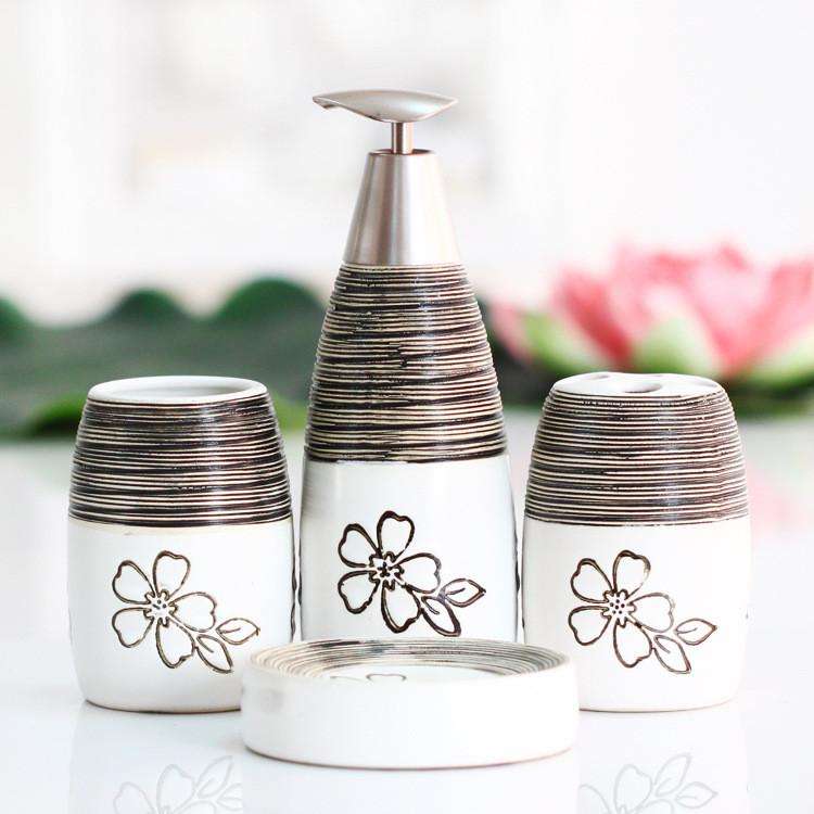 

Flower Printed Toiletry Separate Bottle Bathroom Lotion Soap Dish Sets 4pcs белый
