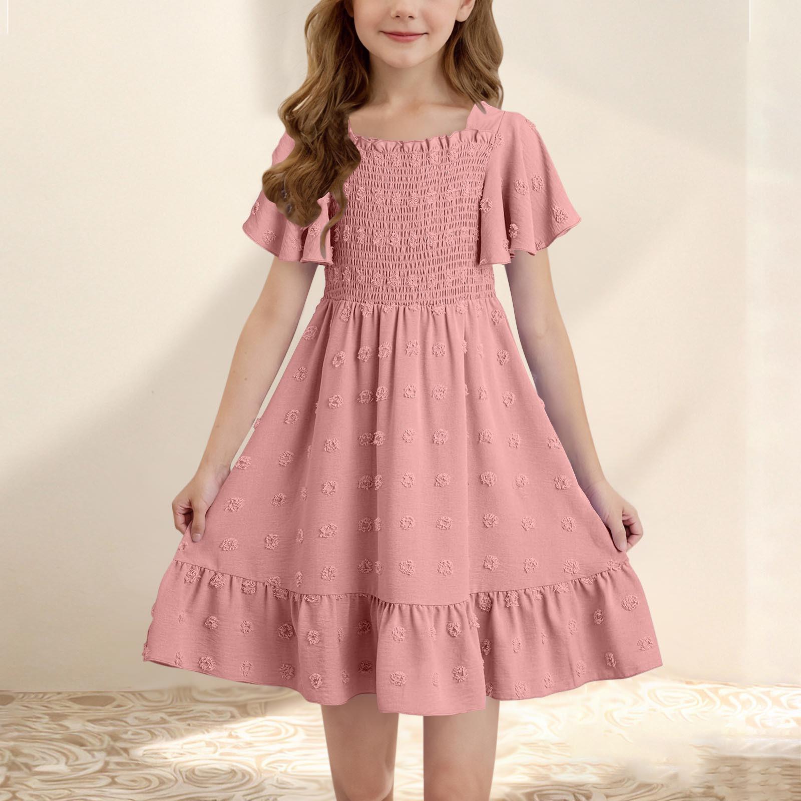 

Girls Short Sleeve Smocked Bodice Dress with Ruffle Hem and Floral Pattern for Casual and Daily Wear 120