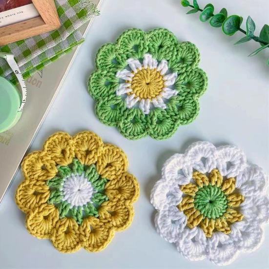 Handmade Crochet Flower Coaster Heat-Resistant Cup Mat for Mugs Glasses Soft Non-Slip Absorbent Table Protector Mat Cute Kitchen Desk