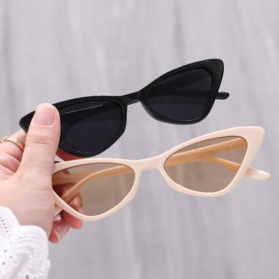 1 ks Retro sluneční brýle Cat Eye pro ženy Malý rám Brýle Retro sluneční brýle UV400 Trendy Módní Doplňky pro street style Horký výprodej