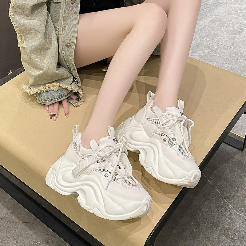 Fashion Fashion Chunky Sneakers Women Autumn Lace Up Platform Sports Shoes Woman 7CM Thick Bottom High Heels Female Leather Sneakers