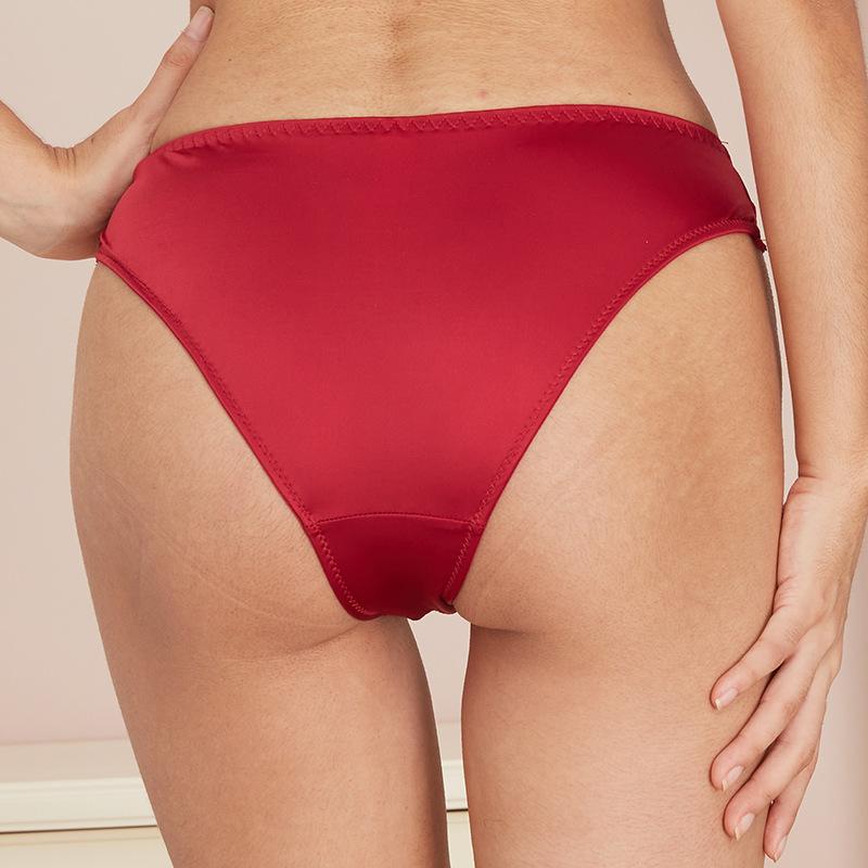 Ladies Summer Thin Sexy Lace Seamless Mesh Breathable Low Waist Triangle Briefs