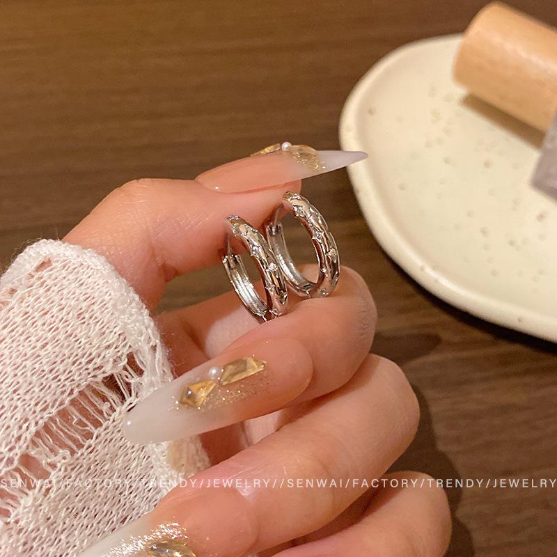 Mangxing zircon ear buckle unique design cold wind earrings year earrings women