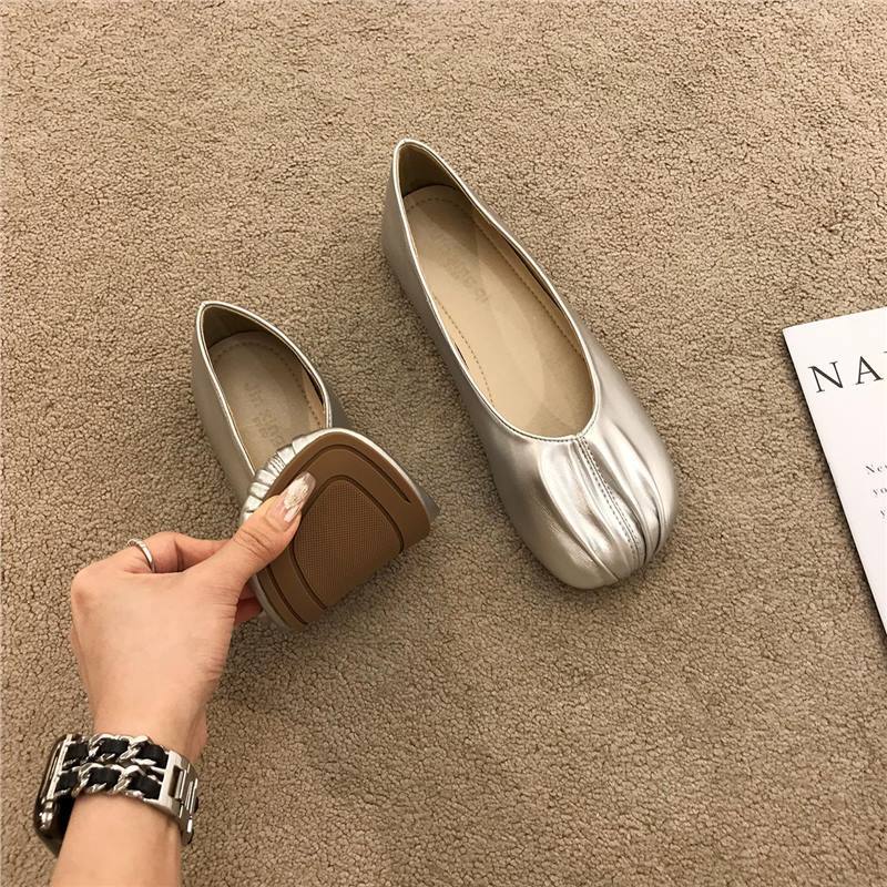 French Gentle Temperament Single Shoes Light Mouth Retro Leather Pleated Ballet Shoes Chain Material Hemming Fairy Evening Shoes