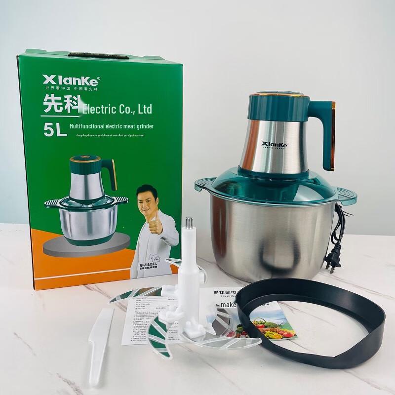 Электрический кухонный комбайн и мясорубка