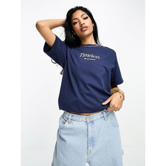 

Темно-синяя футболка New Balance