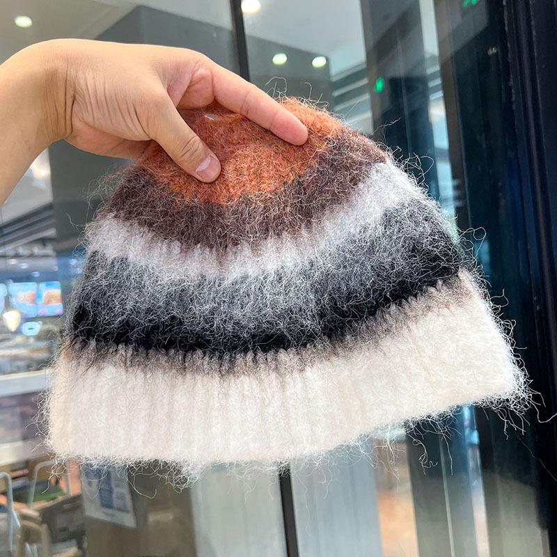 Neue Dopamin-Farbige Plüschmütze für Damen im Herbst und Winter Verdickte Warme Fischerhut Ohrenschutz Gestrickte Wollmütze