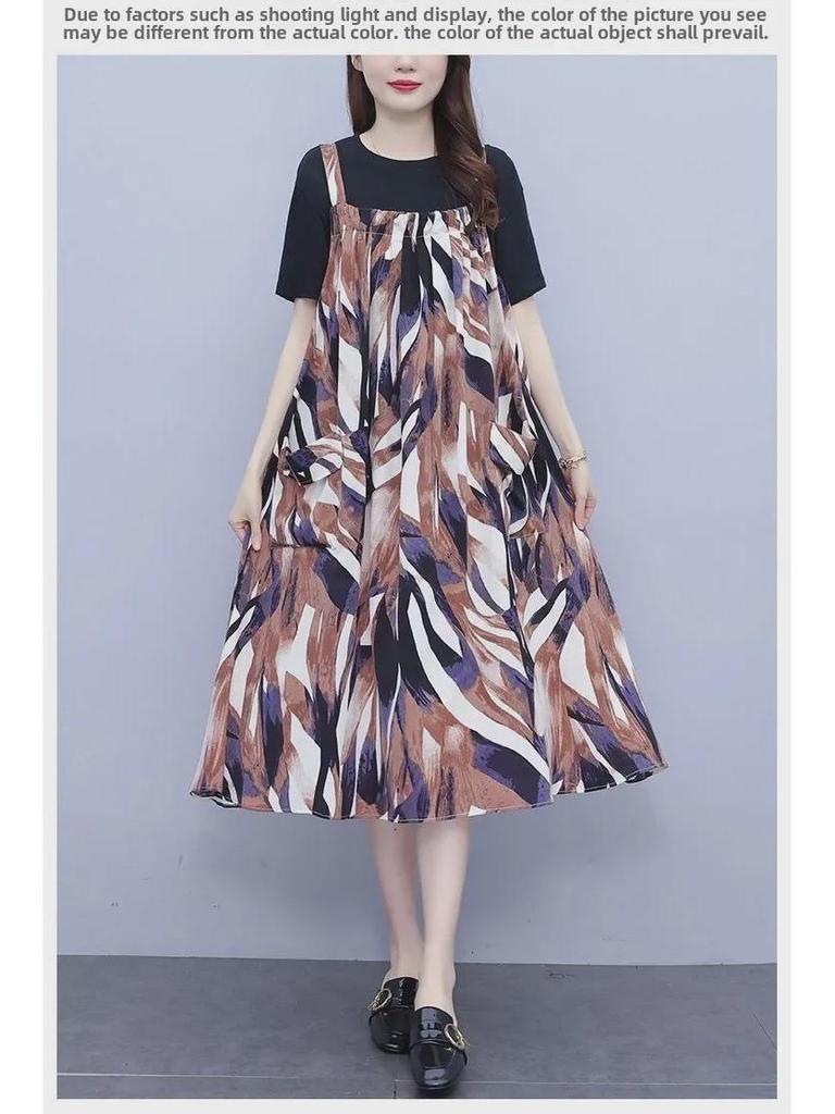 Korean Style Casual Pinafore Dress Set: Loose, Slimming, and Gentle Two-Piece with Short Sleeves
