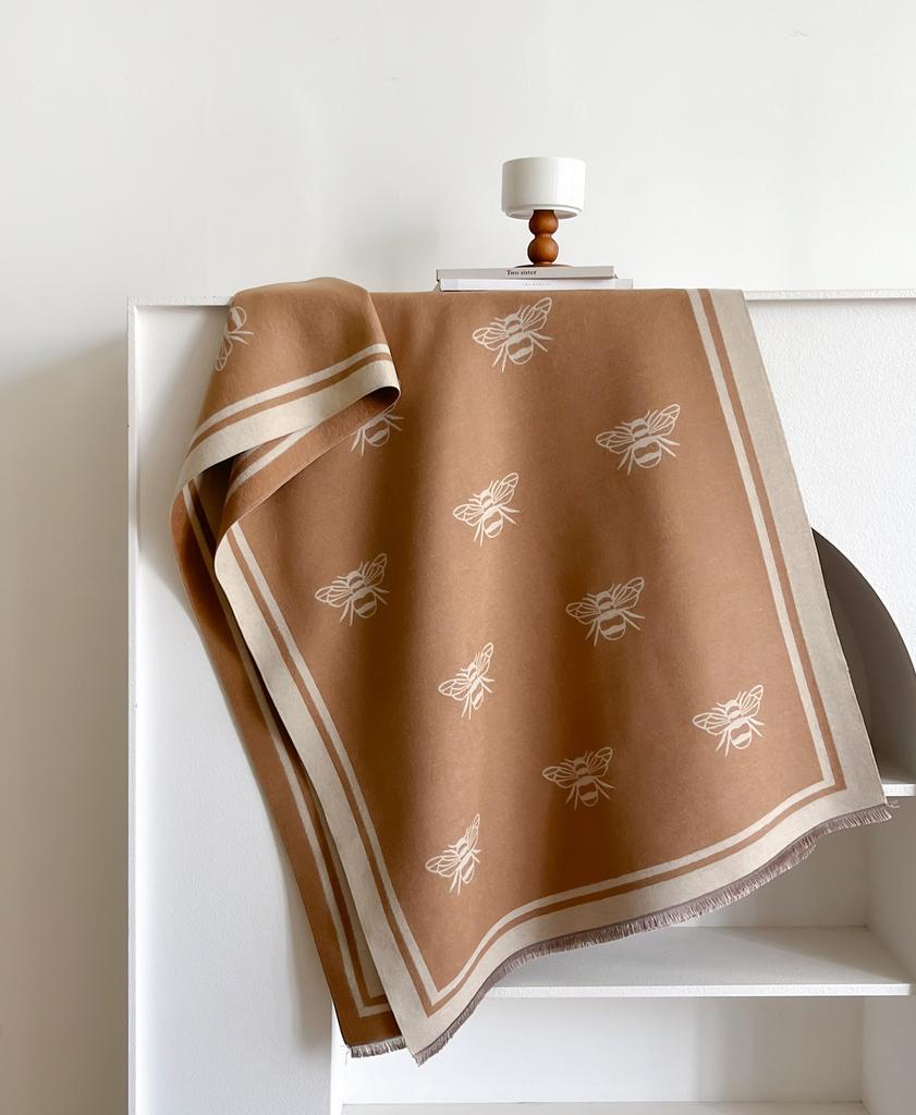 Fashion Animal Jacquard Women Pashmina Scarves Fringe Wrap Winter Warm Brands Designer Cashmere Bees Scarf Blanket Soft Shawls