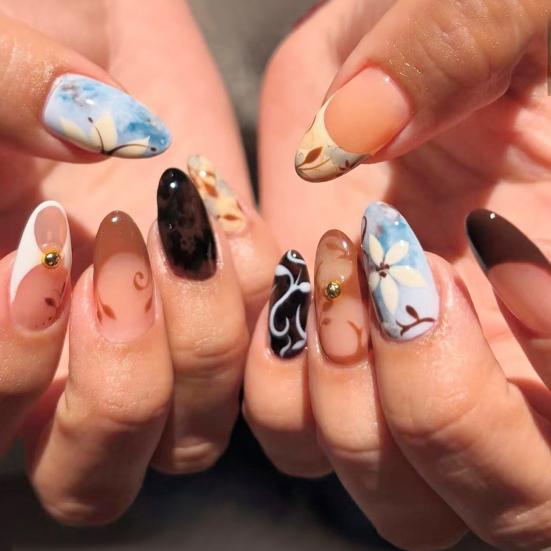 1 Set Women Press on Nails Almond French Tip Stick-on Long Fake Nails Full Cover Glue on False Nails DIY Manicure