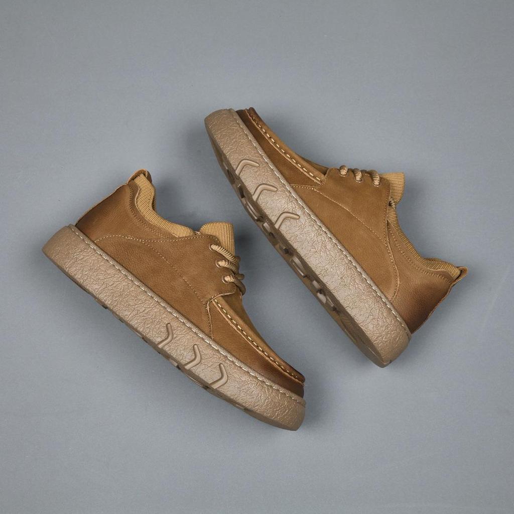 2025 High-End Cowhide Casual Sneakers: Genuine Leather, Thick Breathable Sole, Versatile Trendy Design for Workwear.