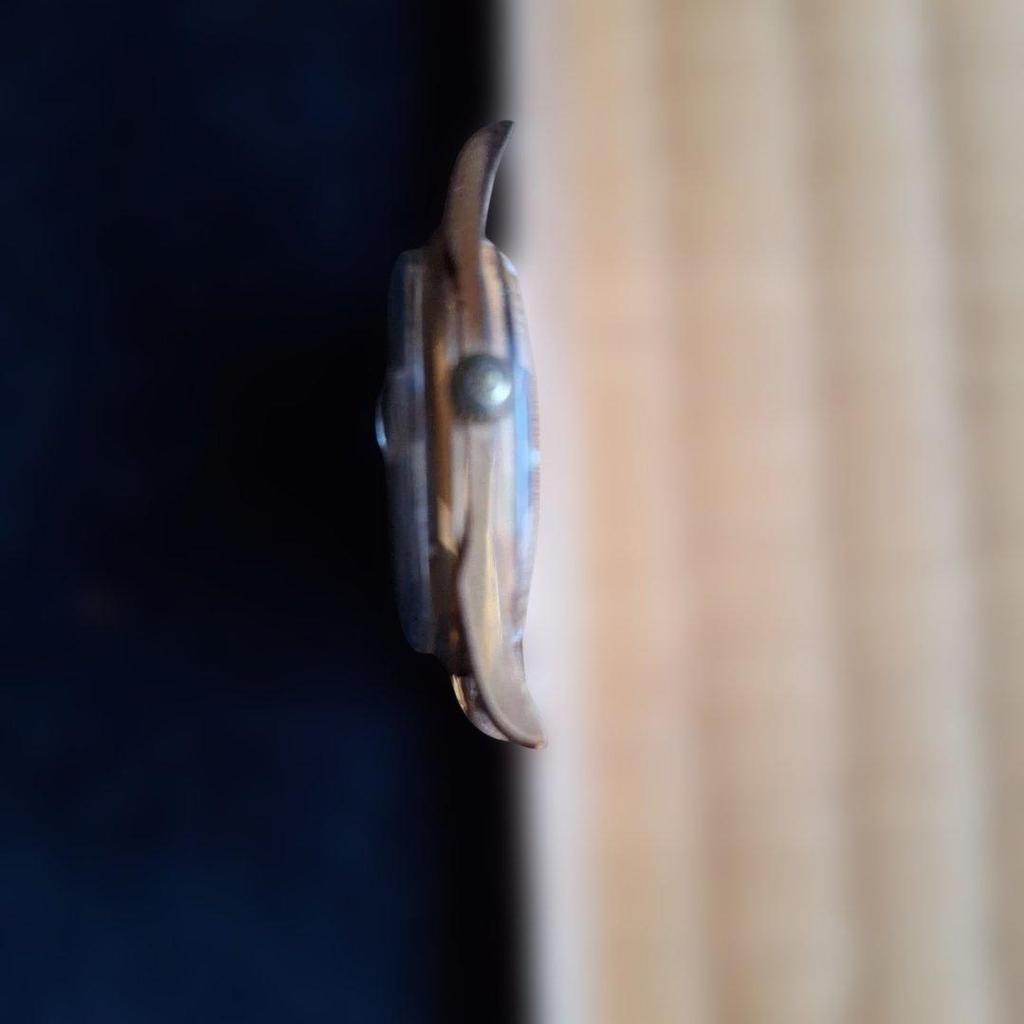 Used MILUS Week-Day 30.86 automatic winding)