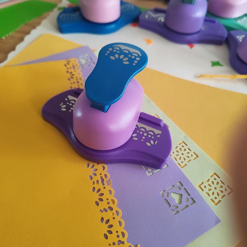 Large Children's Lace Edge Embosser Puncher Tool for DIY Patterns