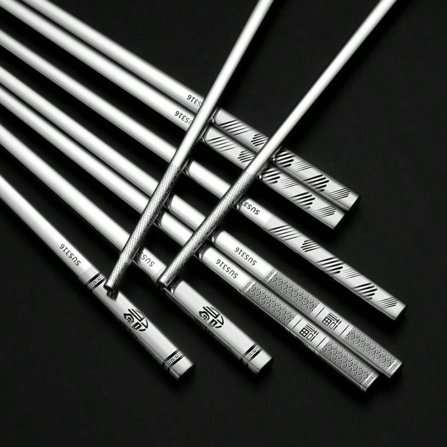 316 Stainless Steel Chopstick Tableware Luxury Laser Engraving Chopsticks Antiskid Household Metal Reusable Chopstick