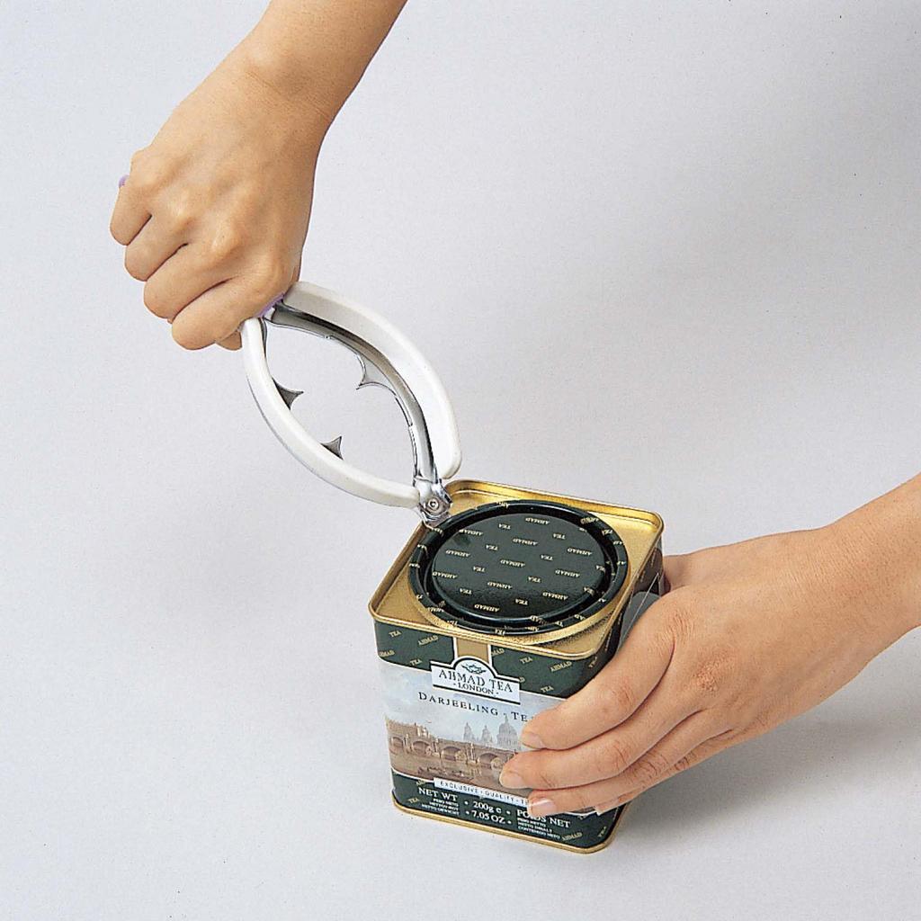 KAI Opener voor Flessen en Plastic Functie Opent Deksel en Gas Gemaakt in Japan door KAI DH8143 Multifunctionele Flessen 4-in-1 - Deksels, Hefs, Ontgrendelt.