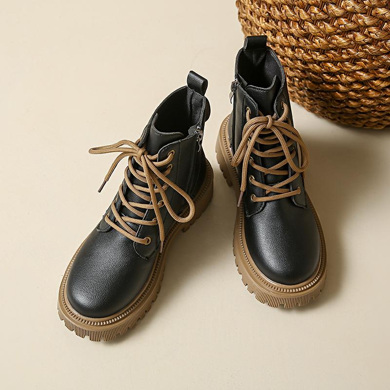 Martin boots women's large size British style 2025 new ins trendy winter platform fashion easy to match design women's boots