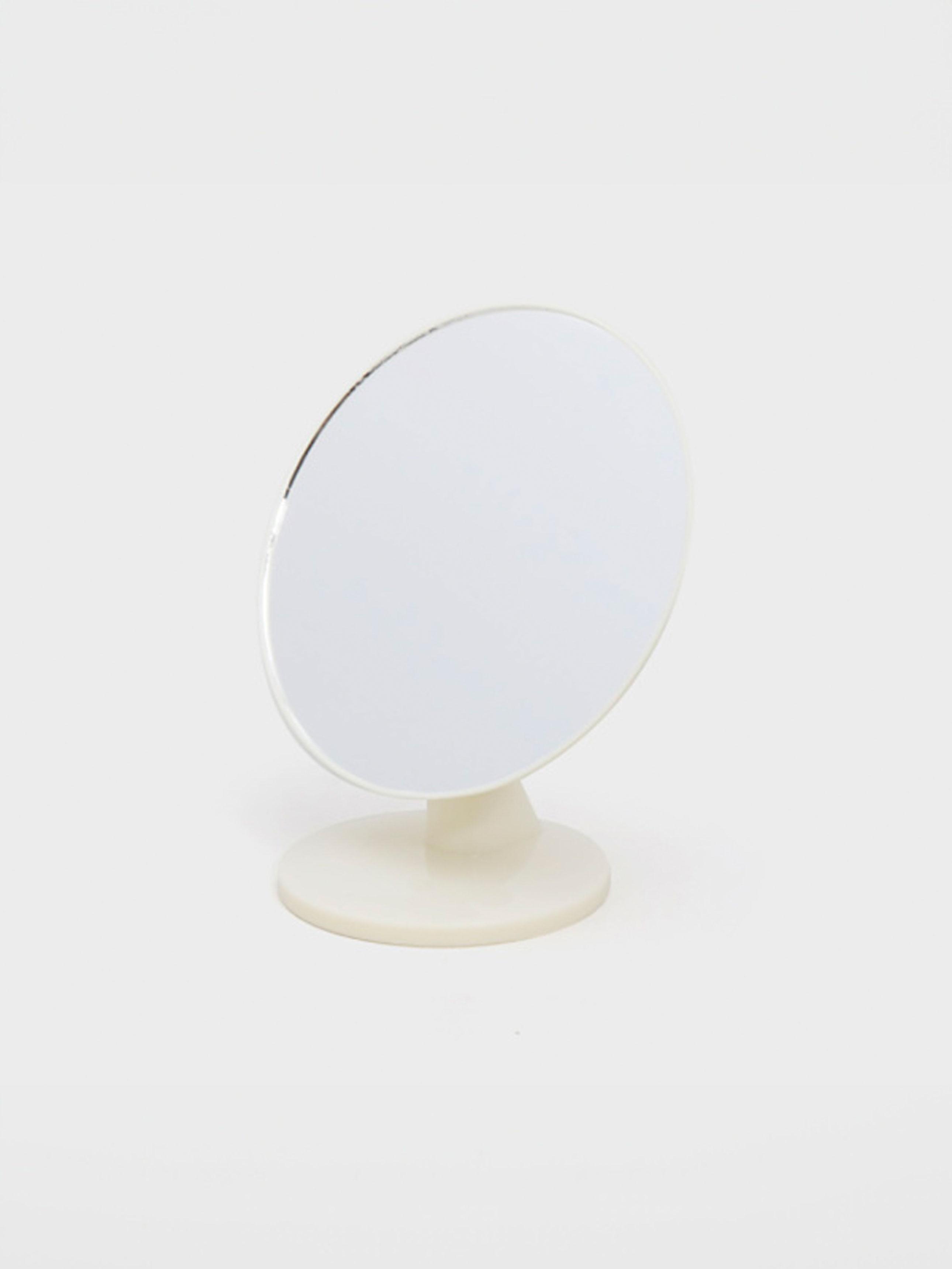 Small Round Compact Beauty Mirror 1ea