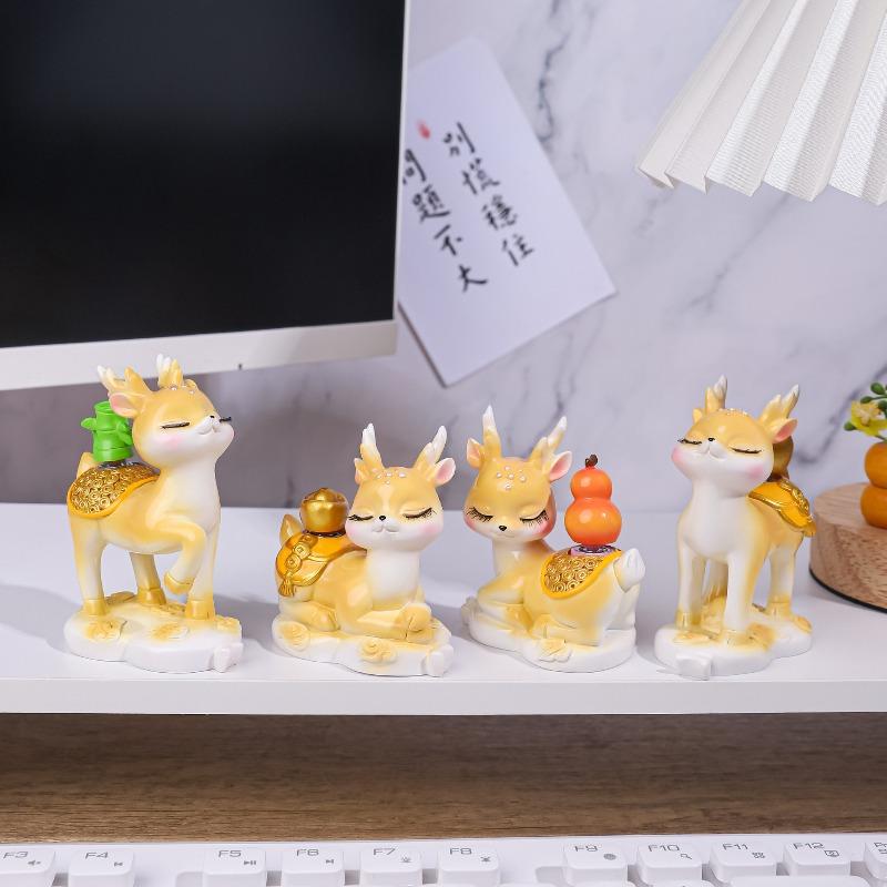 Deer and Wanxi's "All the Way Blooming" Deer Figurine, Exquisite Resin Figurine, Desktop Decoration, Workstation Car Figurine