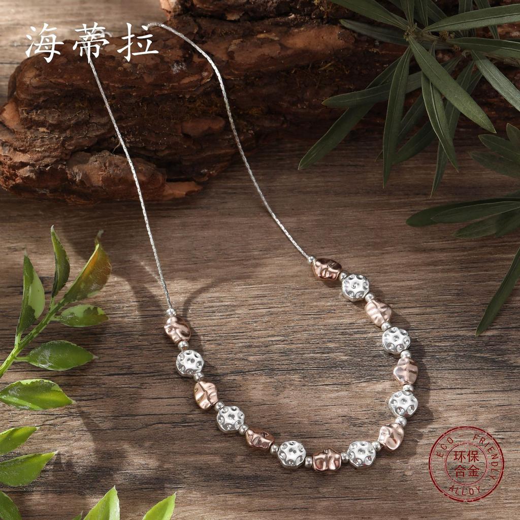 Glossy geometric oval two-color beaded necklace, fashionable and high-end women's simple neck chain