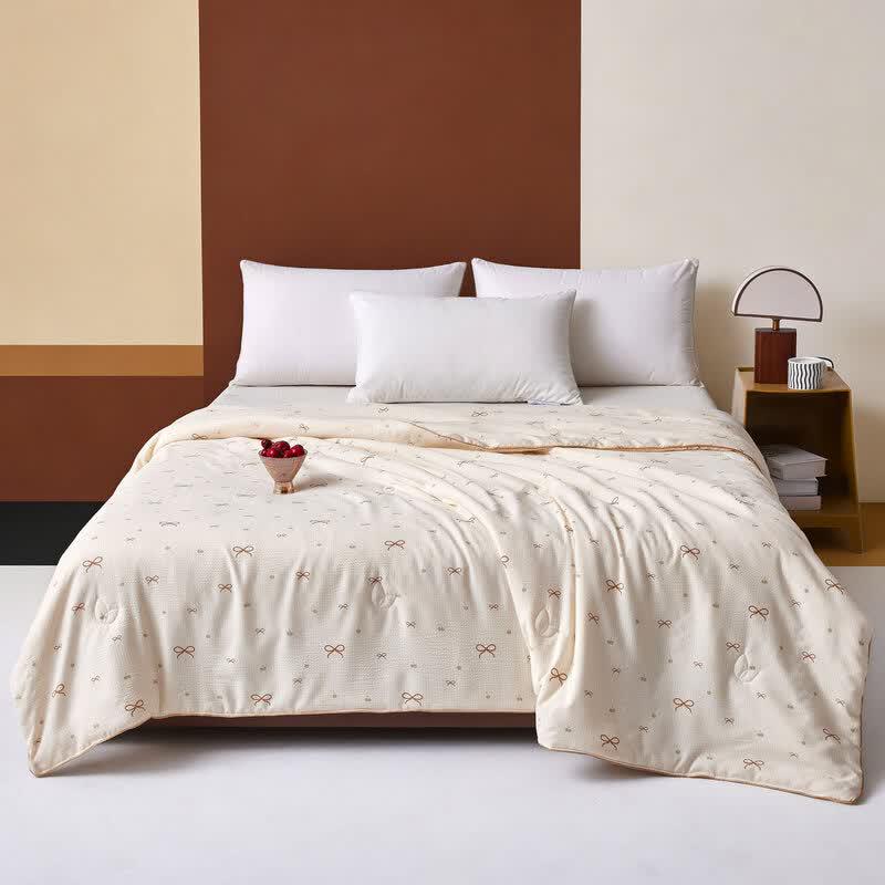 Jieliya Cloud-Feel Antibacterial Soy Fiber Summer Quilt
