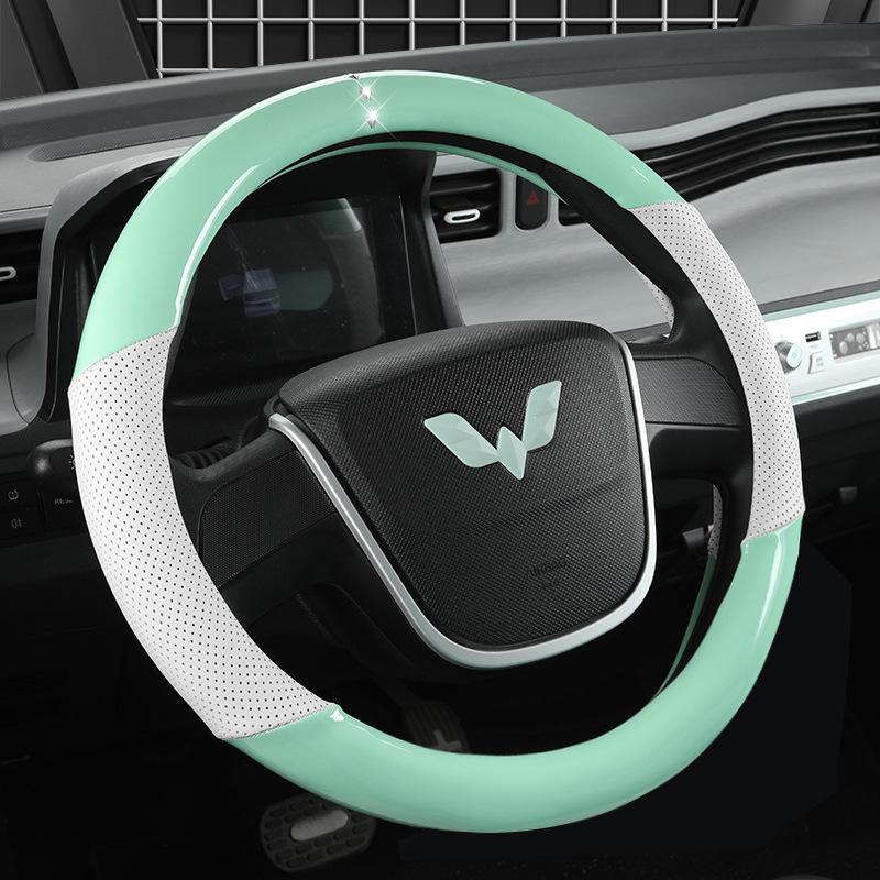 Glossy White Stain-Resistant PU Steering Wheel Cover for Hongguang MINI 2022