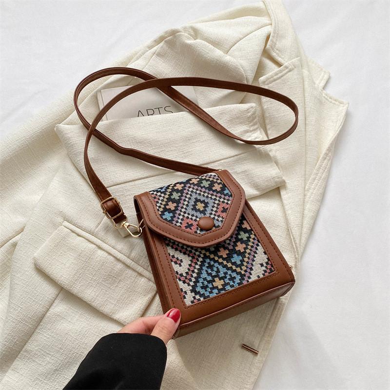 Chic Retro Women's Handbag Korean Style Vertical Phone Bag For Everyday Use