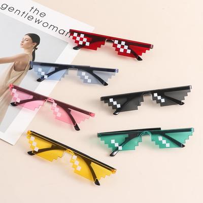 Neue Halloween Cosplay Party Brille Gamer Roboter Sonnenbrille Shades Pixelige Mosaikbrille