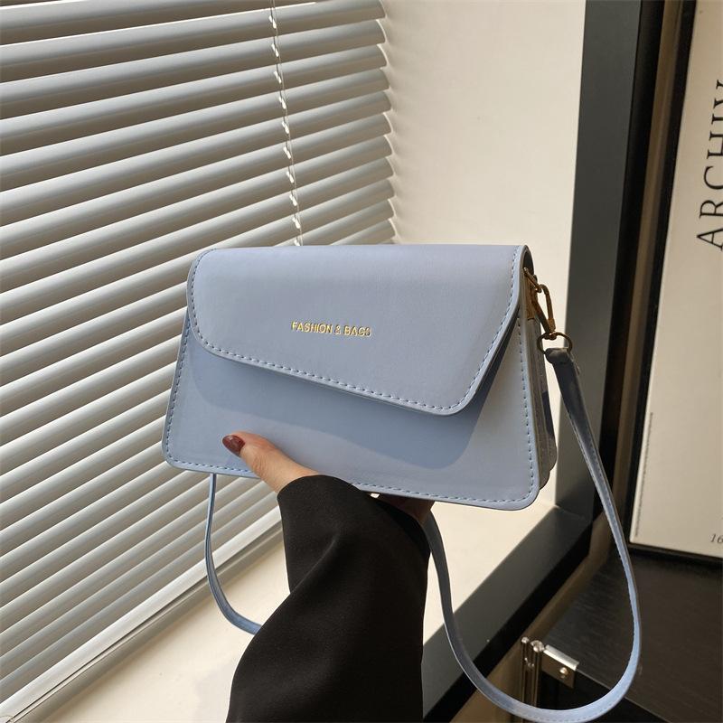 

Весна и лето новая простая повседневная универсальная для ежедневных поездок высокая ценность свежая на плечо кроссбоди маленькая квадратная сумка синий