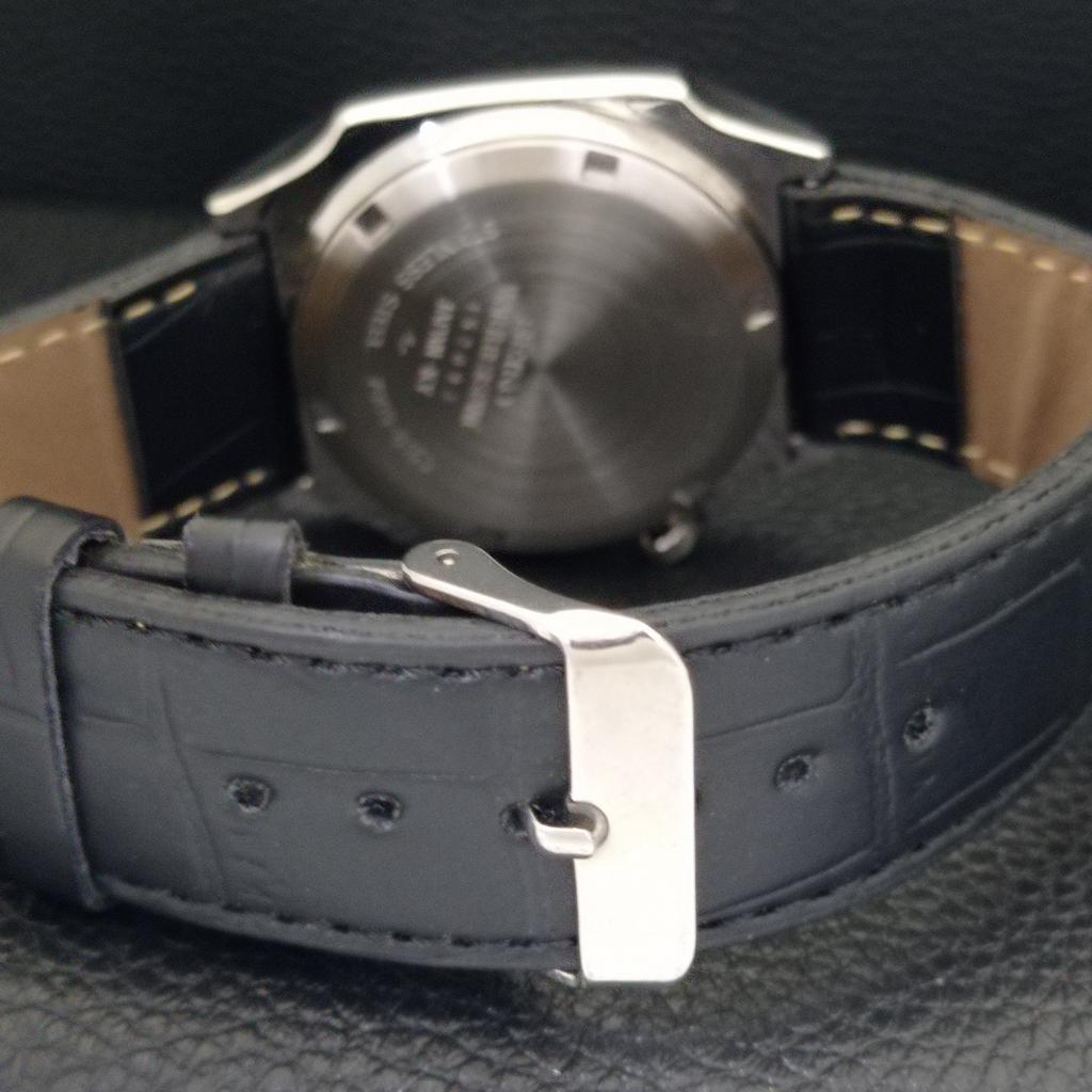 Seiko 5 AUTOMATIC VINTAGE 7S26A JAPAN MENS ARABIC RED COLOR DIAL WATCH A702458-5 R124-a702458