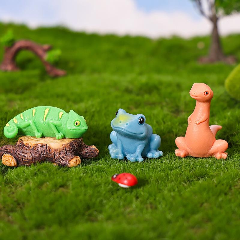 Micro-landscape Ornaments, Simulated Lizards and Frogs, Garden Landscaping, Car Accessories, Resin Craft Decorative Small Ornaments