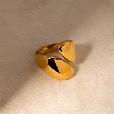 Fashion Cool Girl Street Style Golden  Color Irregular Wave Wide Rings For Woman Glossy Jewelry Party Gift