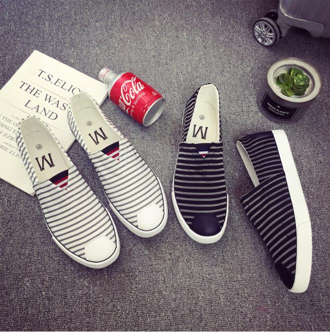 Nowe buty w paski na wiosnę jesień wsuwane płaskie buty oddychające codzienne męskie buty codzienne płaskie