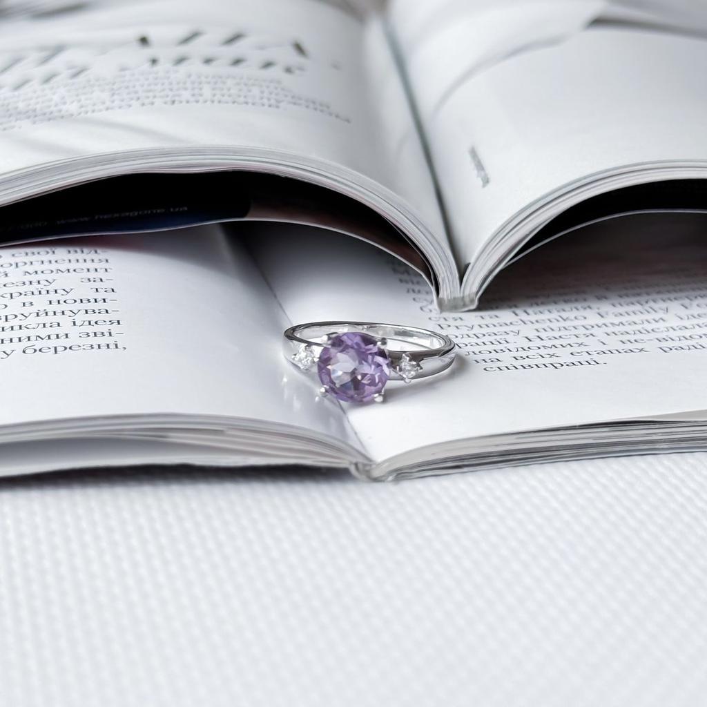 Silver Ring with Natural Amethyst 1.657ct, Item Weight 2.64 G (2024323)