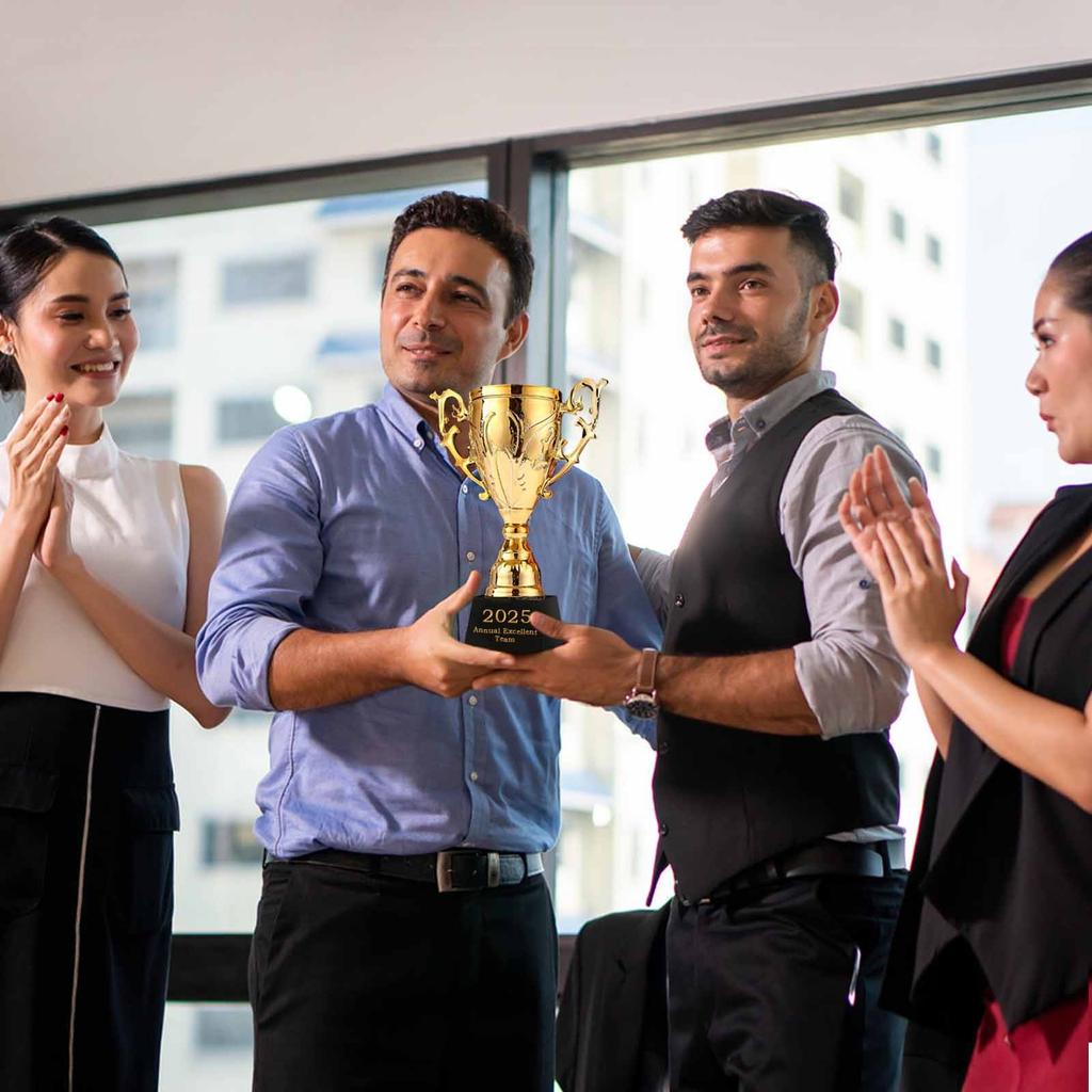 Personalized Custom Resin Trophy Creative Metal Competition Trophy High-end Big Trophy Honor Trophy Engraving