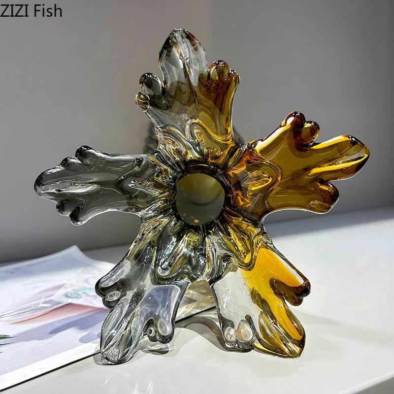 Kreative Glasvase mit Blumendekor Dekoratives Blumenarrangement Schreibtischdekoration Bastelartikel Schmuckstücke Blumenvase Ästhetische Raumdekoration