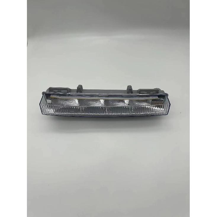 For Benz Front Left or LED Right Daytime Running Lights Fog Lamp W204 GLK300 W166 ML350 ML400 OE;0999065700 A0999065800