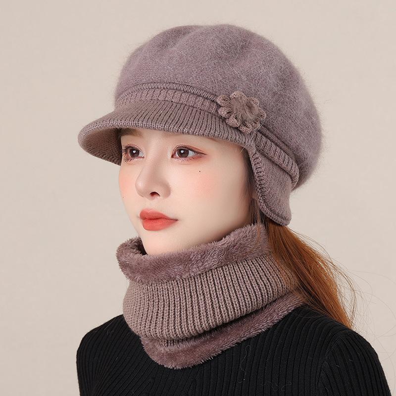 Mother's Hat for Middle aged and Elderly Women Winter Warm Ear Protection Hood Plus Fleece Hat Windproof Grandma Knitted Hat