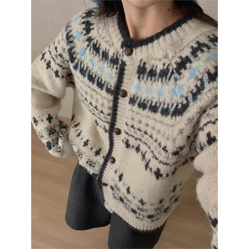 

Премиальный ретро жаккардовый кардиган с круглым вырезом, женский осенне-зимний утолщенный однобортный свободный свитер в стиле Фэр-Айл average code