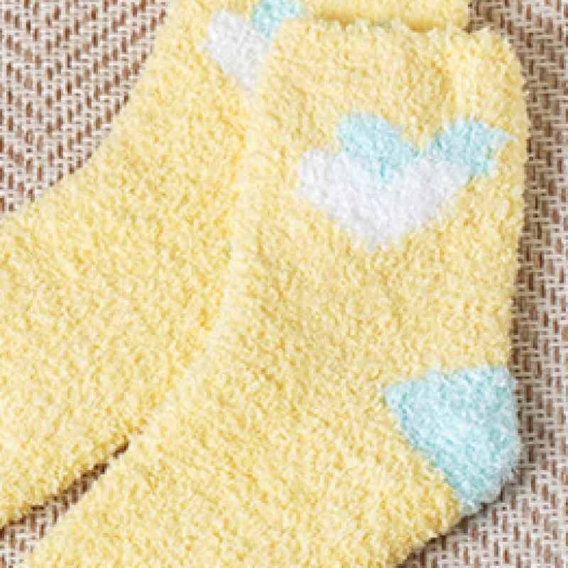 Daiso Double Heart Sleep Socks Yellow