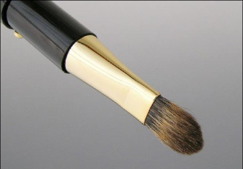 Kumano Brush Makeup Brush Cosmedo Portable Sliding Pine Squirrel Eyeshadow Brush with Cap (Flat Brush) [RS Series] (Eyeshadow Brush) RS-03M