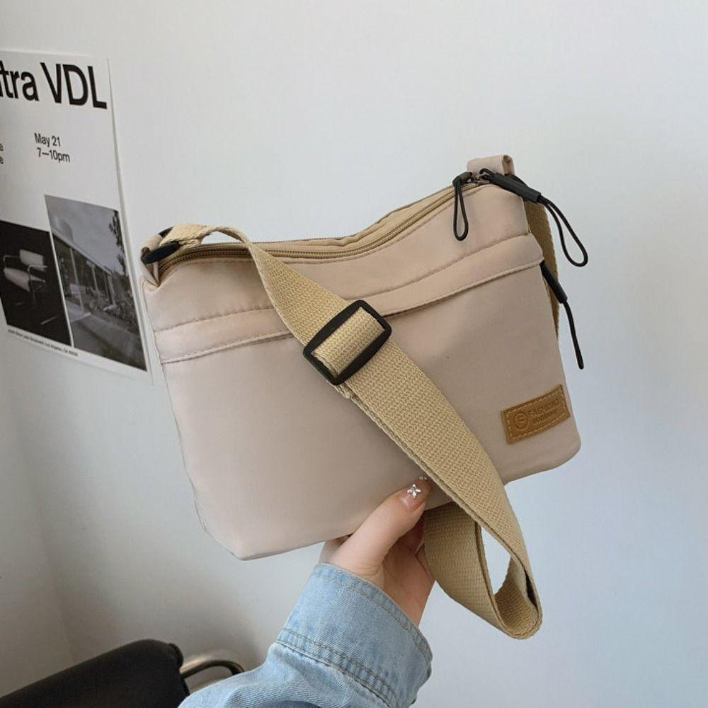 Korean Style Nylon Crossbody Bag Causal Sports Shoulder Bag Fashion Square Message Bag  Travel