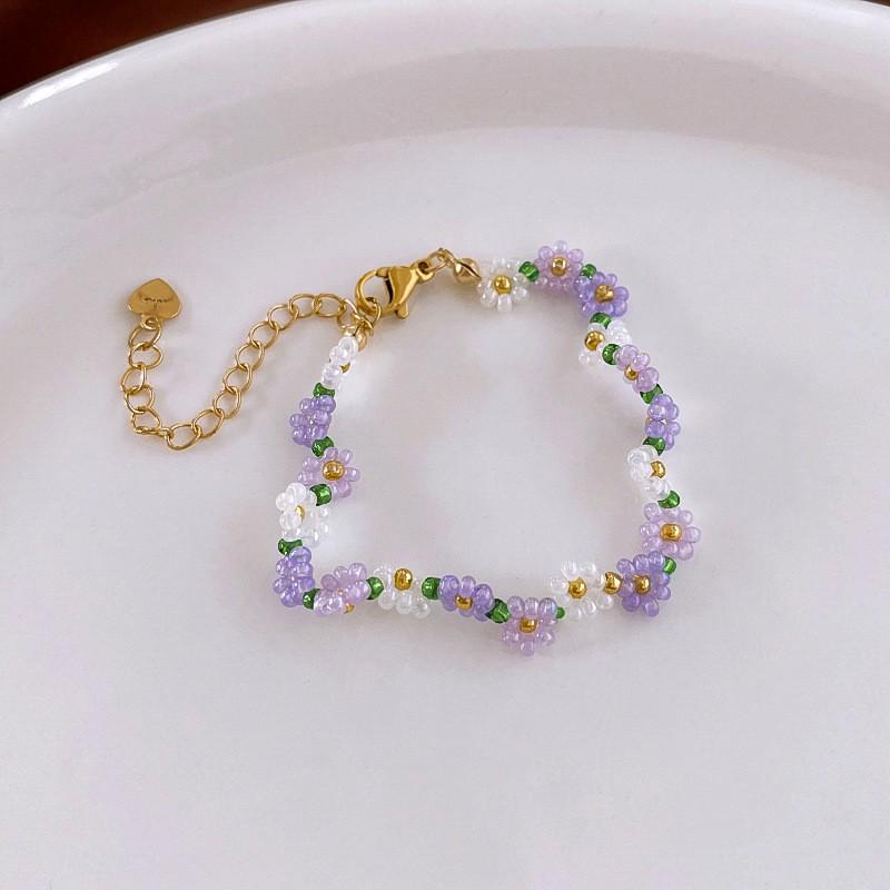 

Zircon Flower Round Bracelet: High-End Light Luxury Fashion, Retro Versatile Women s Jewelry