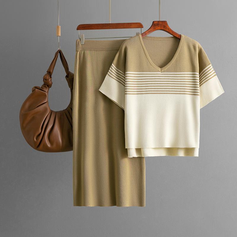 Sommermode Gestreiftes Kurzarm V-Ausschnitt T-Shirt Set Lässig Halber Rock Zweiteiliges Set