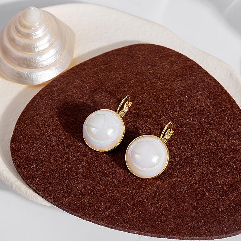 Mermaid Ji Love Pearl Earrings Milky White Elegant Sweet Girl Stud Earrings Ear Buckles Micro Reflective Earrings