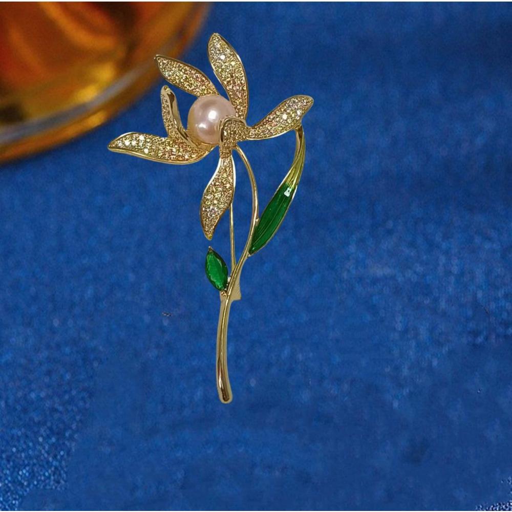 

Натуральный пресноводный жемчуг в национальном стиле Брошь-нарцисс Высокочувствительный микро-инкрустированный циркон Корсаж Универсальные аксессуары для одежды