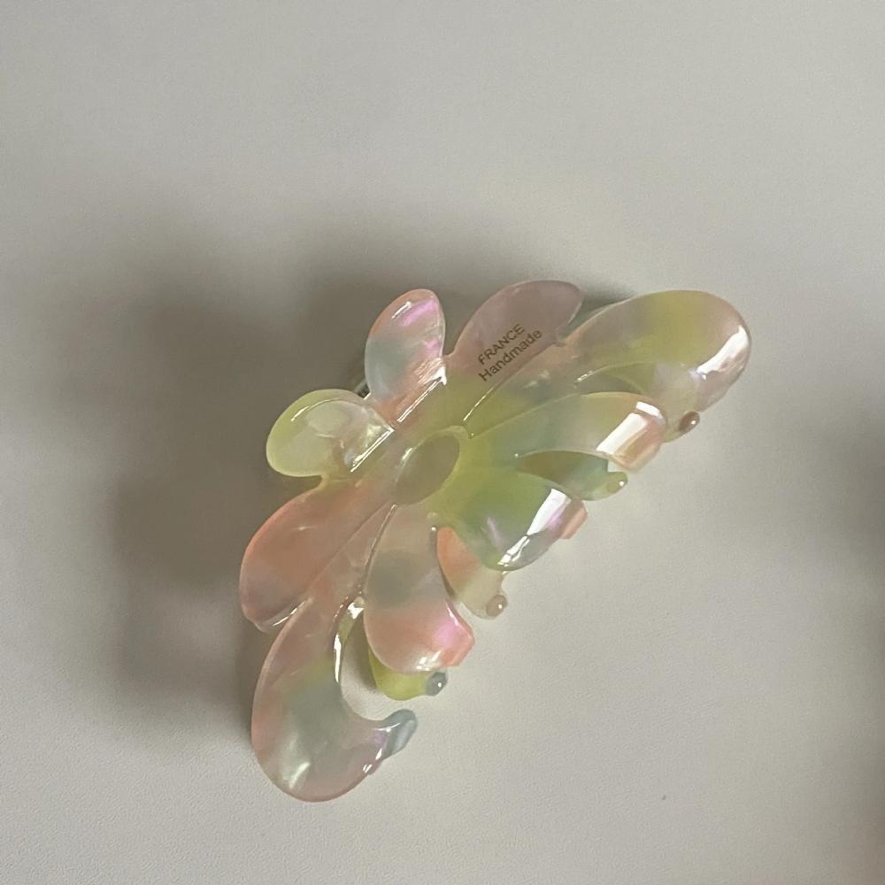 Exquisite French Retro Acetate Flower Hair Claw Clip Sweet Elegant Large Hair Clips Fashion Versatile Hair Accessories for Women