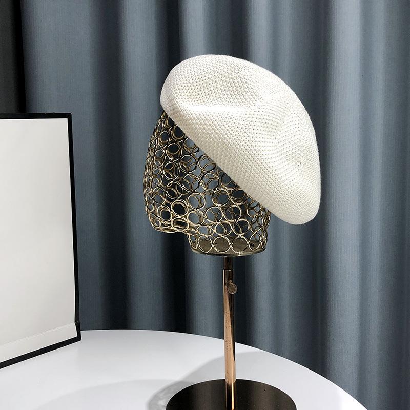 Sommer Tynn Stil Flettet Beret for Kvinner, Vår og Sommer, Liten, Japansk, Liten, Frisk, Hul, Pustende, Beret Kunstnerhatt