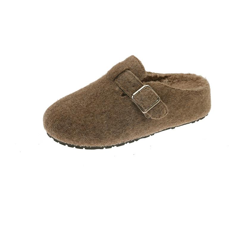 The inner height is increased, the woolen Birkenstocks are half-towed, and the women wear the new autumn and winter velvet one-pedal lazy cotton